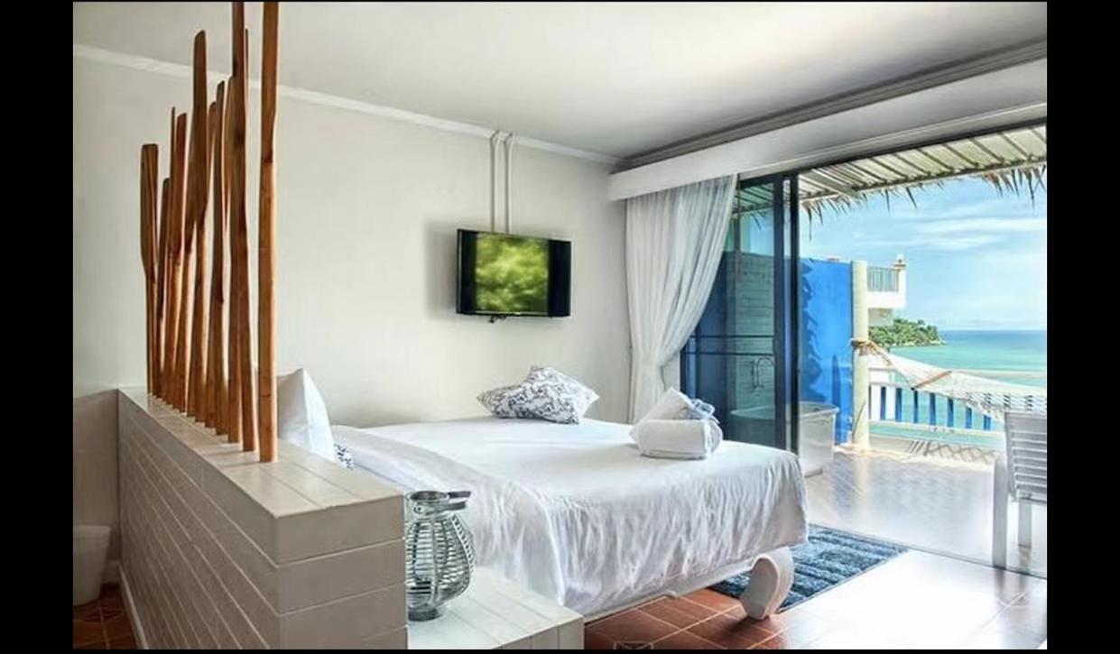 At Sea Patong Otel Dış mekan fotoğraf